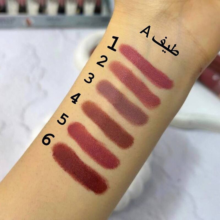 رژلب جامد نقش برجسته آرت اسکین